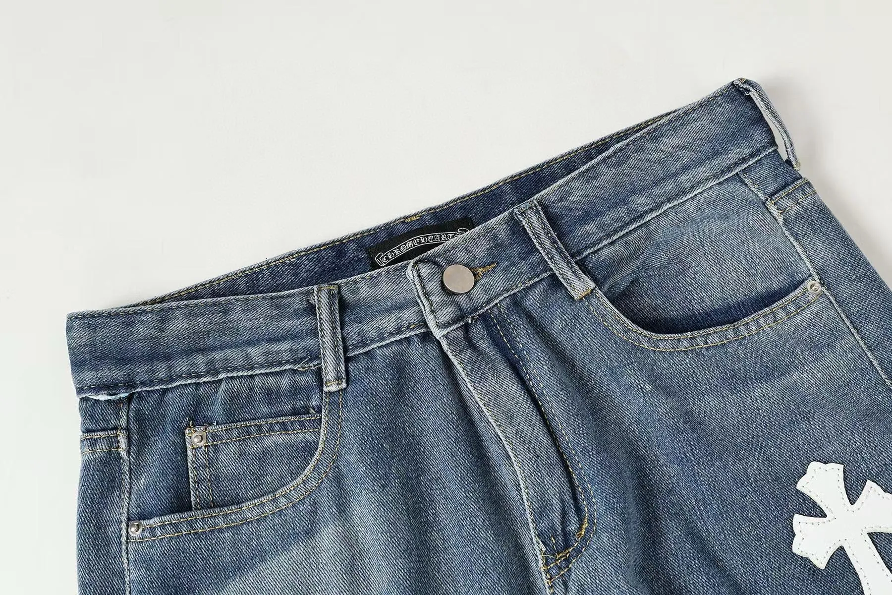P270 Chrome Hearts/Chrome Hearts Classic Color Leather Cross Washed Color Fabric Unisex Denim Trousers Color: Picture Color Code Number: 28-36